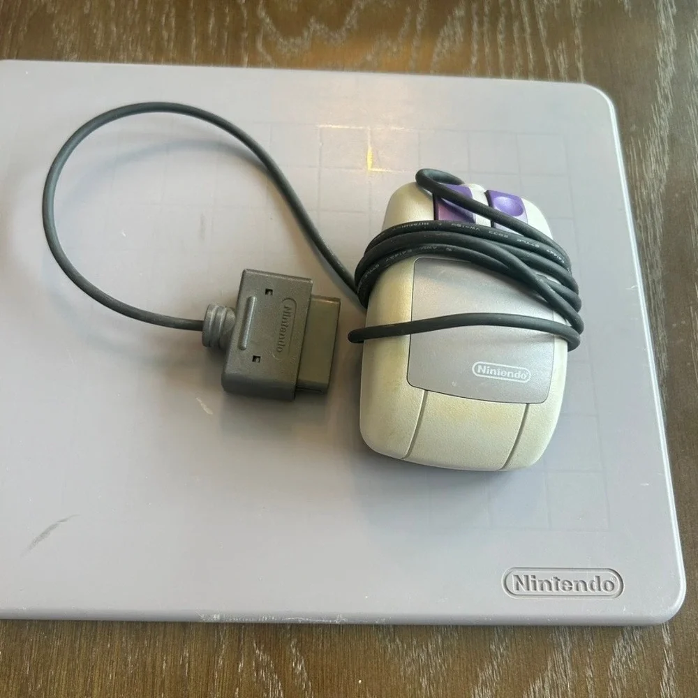 Nintendo Super NES Mouse and Mouse Pad Set SNS-016 Mario Paint Retro SNES Grey